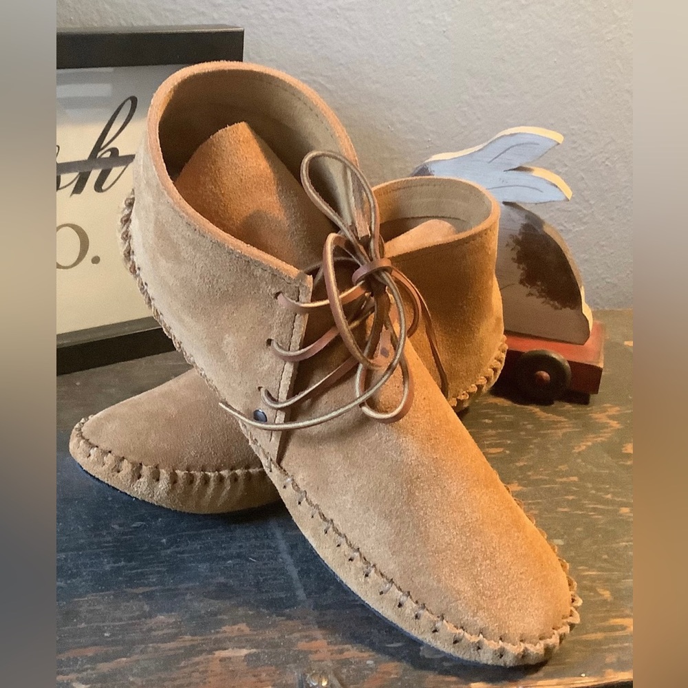 Handmade Leather Moccasins